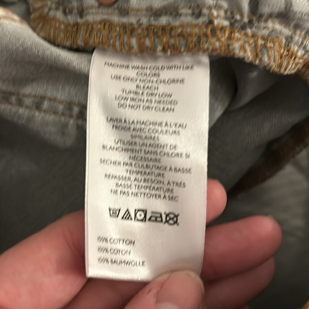 NWT Free People Now or Never distressed Denim Short, 31 - Picture 13 of 16